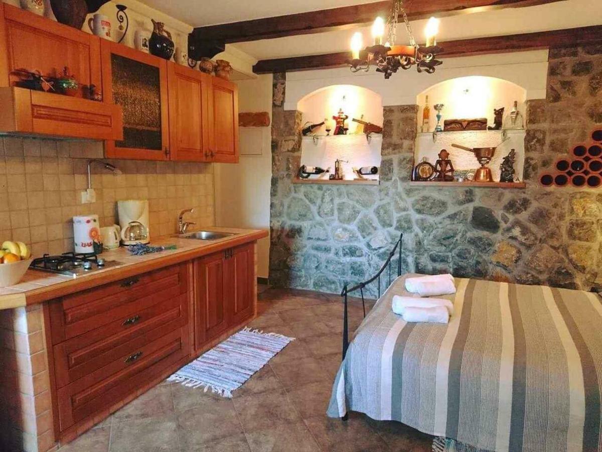 Apartman Ruza 3 Poljane Ngoại thất bức ảnh